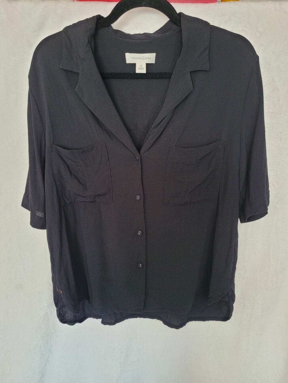 Treasure & Bond Black Button-Front Pocket Blouse | Size M